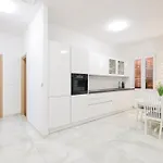 M&d Old Town Luxury