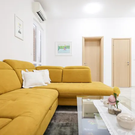 Apartment M&d Old Town Luxury